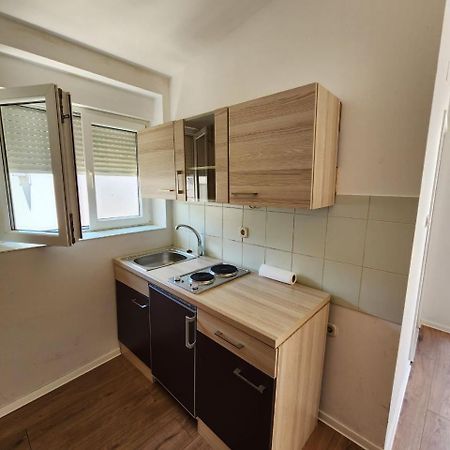 Apartmani Sole Віс Екстер'єр фото